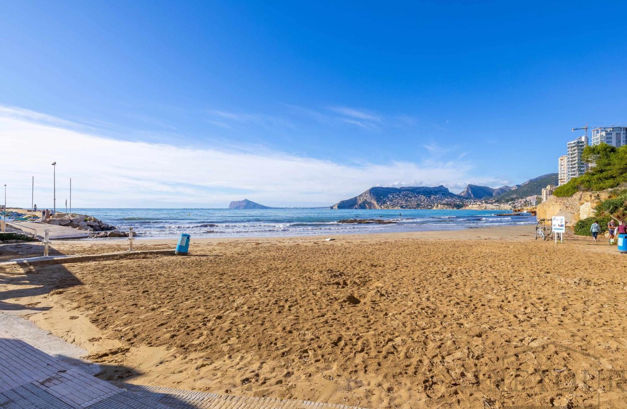 Inftour Apolo Apartamento Calp Extérieur photo